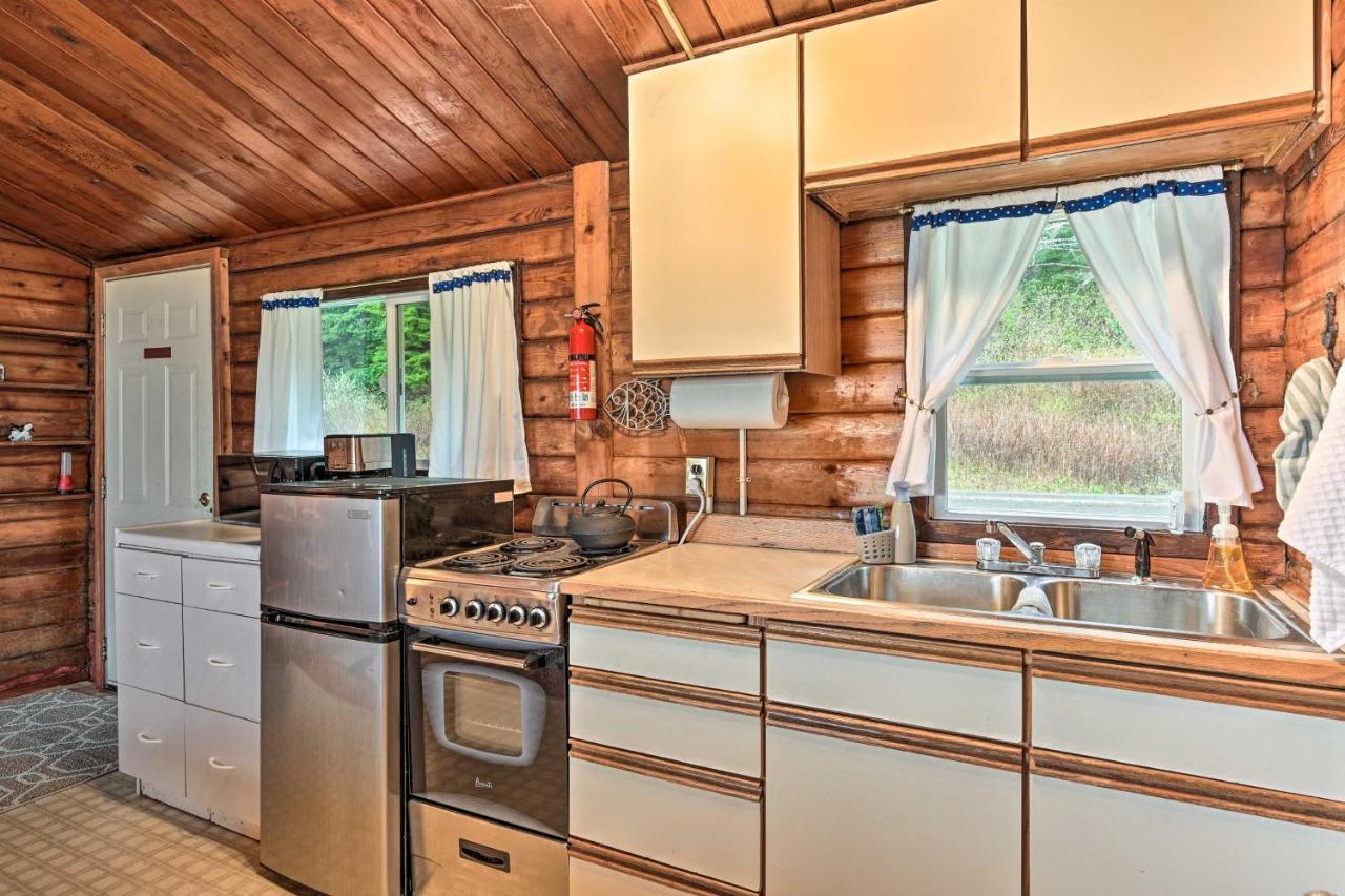 Waterfront Sekiu Escape - 9 Mi To Neah Bay! Villa Bagian luar foto