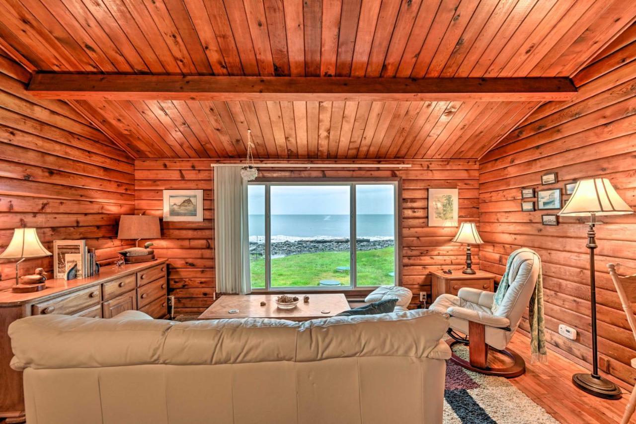 Waterfront Sekiu Escape - 9 Mi To Neah Bay! Villa Bagian luar foto